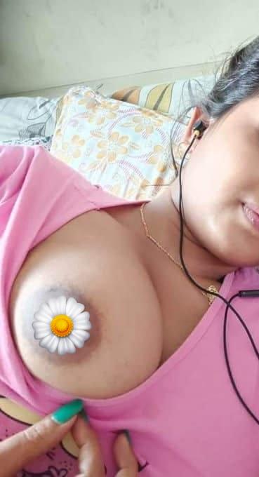 Image of 💙 With face cam single & lesbian 💙