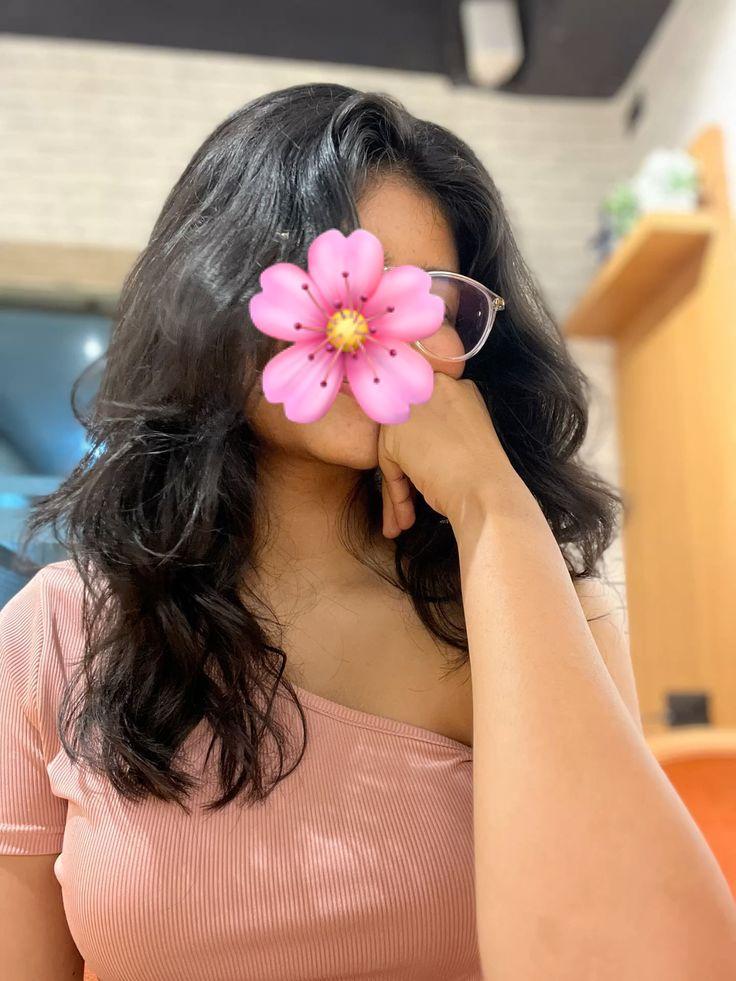 Image of 🟡 කහ කිරිල්ලියක් එක්ක Hot Live cam ❤️🫀🌸 Genuine 🪀