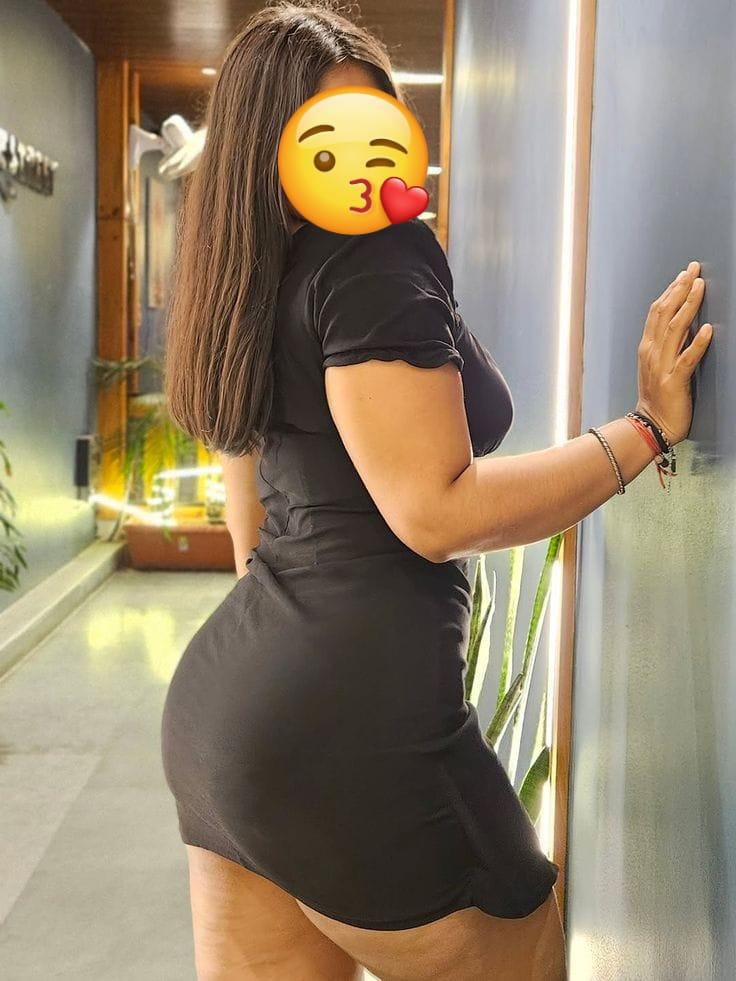 Image of 🔥THREESOME HOT  tamil GIRL AT bambalapitiya බම්බලපිටිය