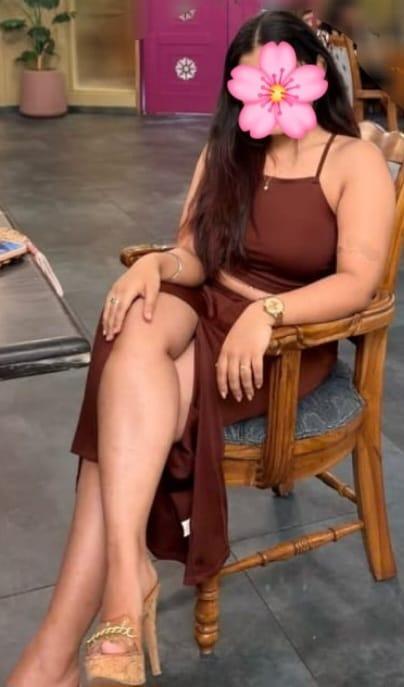 Image of Full Service Young Girl in 👉Wellawatte🤗 8,000/-(Tamil, English,Sinhala,ok)