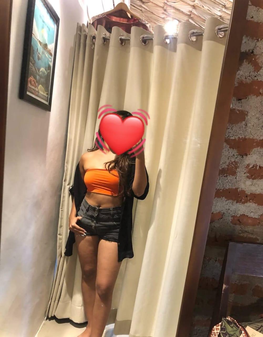 Image of 💃 New hot 🔥 girl👸 Full Service 5,000/= 📌 Wellawatta dehiwala. 🌺