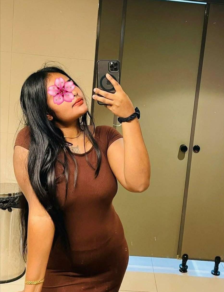 Image of 👸*WITH FULL FACE LIVE SHOW*🧜‍♀️   🫦Late Night Temptations… Come Get Lost With Me💋