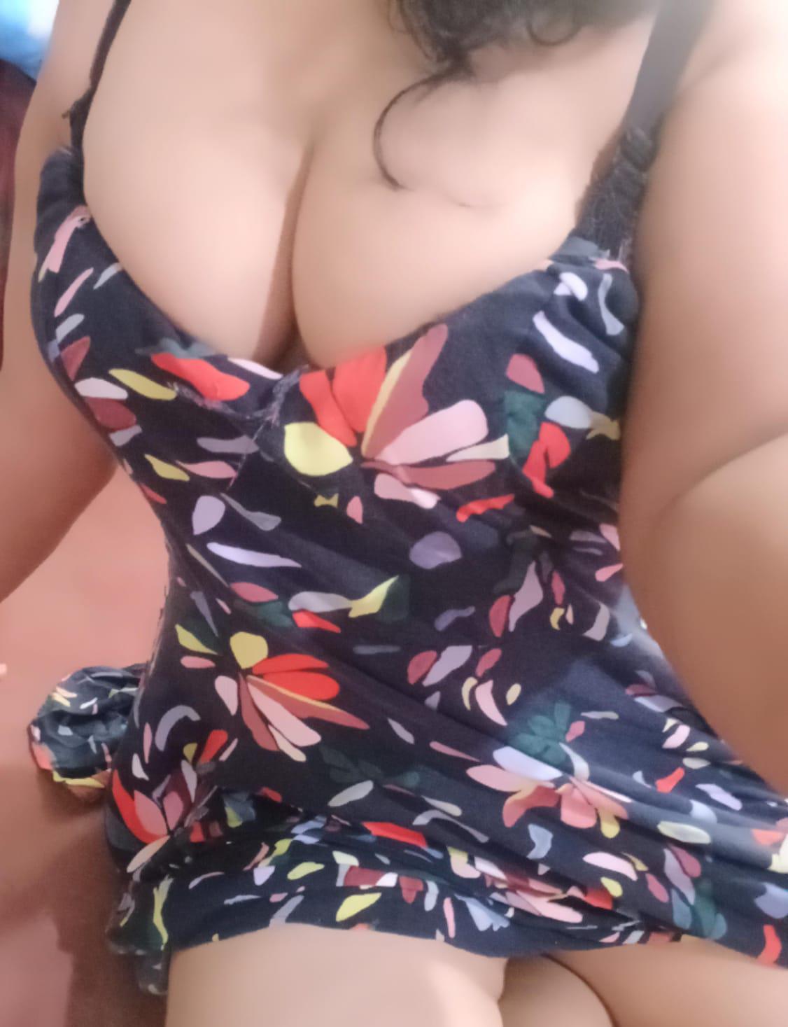 Image of 🍎🫦LIVE CAM SHOW🍅🫦
