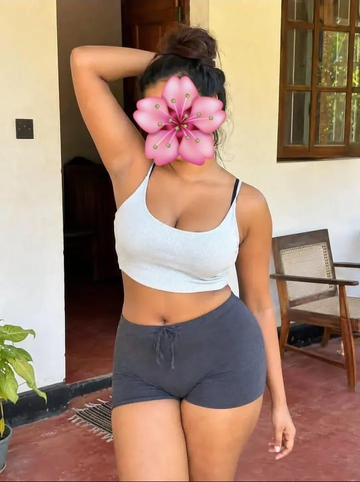 Image of 🟢 TODAY SPECIAL  WiTH FACE SHOW ඔයාව සතුටු කරන්නම් හිතනවාටත් වඩා  budget pakage - ♻️2minuts Boobs show 500/-
