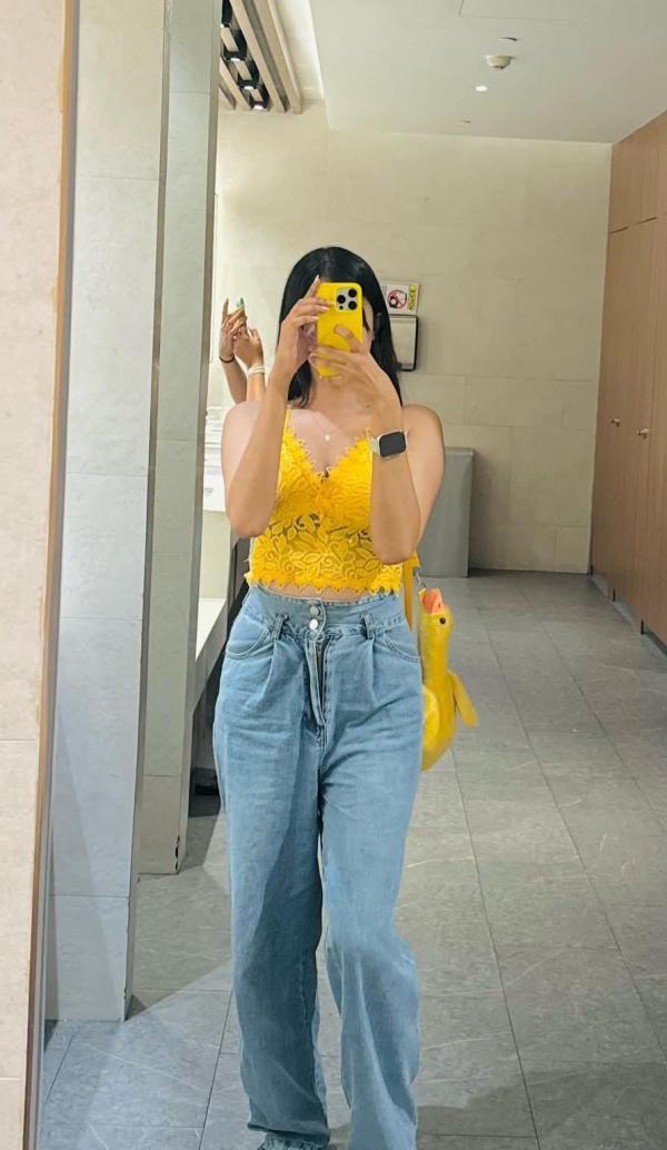 Image of 🌸🧜‍♀️💃   BAMBALAPITIYA WELLAWATHA KOLLUPITIYA  AREA REALL PHOTO BEAUTIFUL NEW  GIRL 6500  SEFTY  PLACE APARTMENT ROOM  ANAL OK 💦