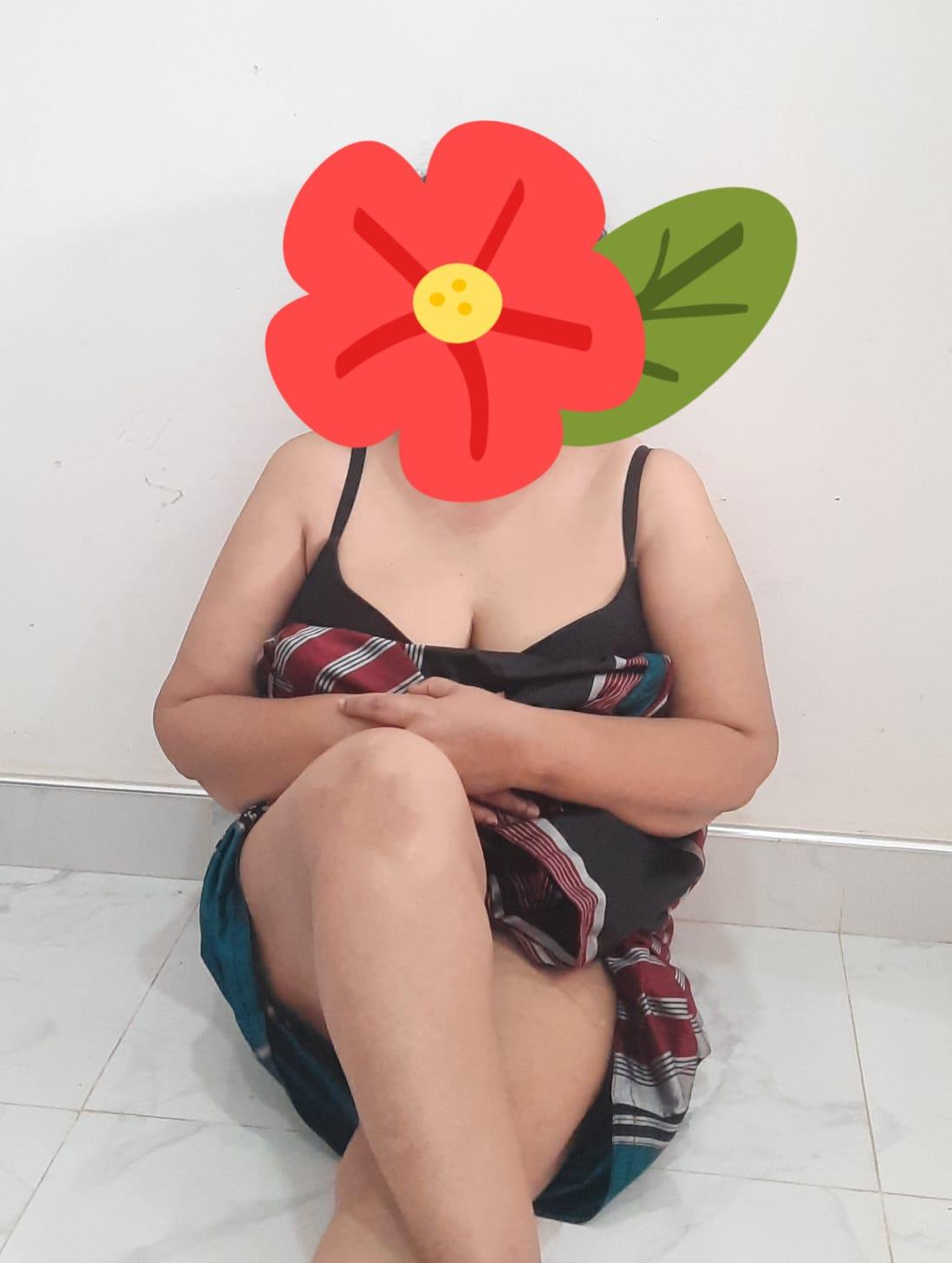 Image of 🌼🌹Hot live cam show🌹🌼