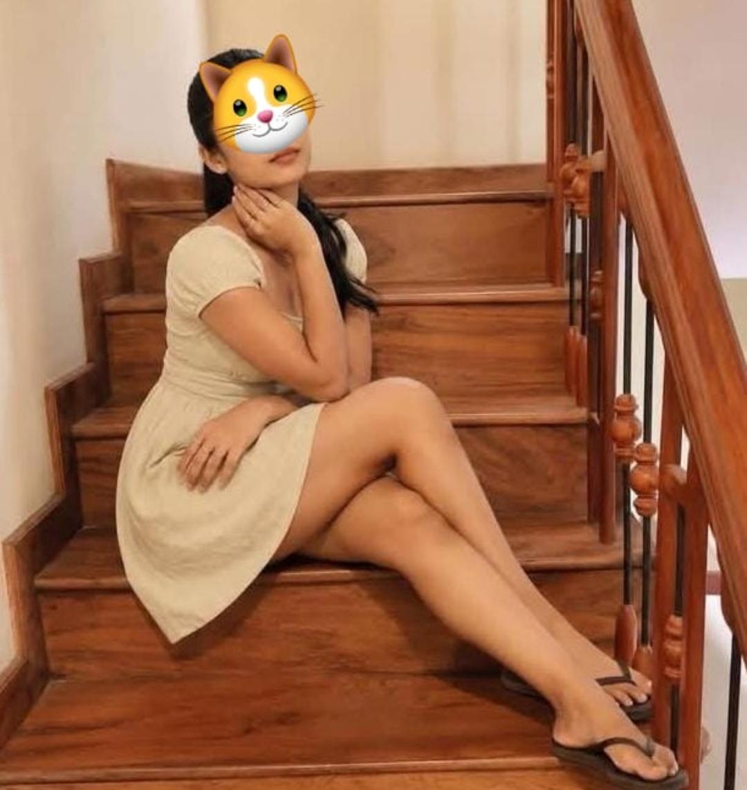Image of *WITH FULL FACE LIVE CAM SHOW*💛💚❤