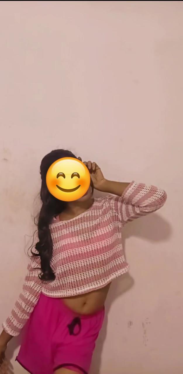 Image of ඉතාමත් ලස්සන කෙට්ටු  කාන්තා සිරුරක්  හැඩති කාන්තාවන්ටත් වඩා ඉතාමත් ලස්සන මා සමග එකතු වන්න ඔබත් එන්න😋❤️
