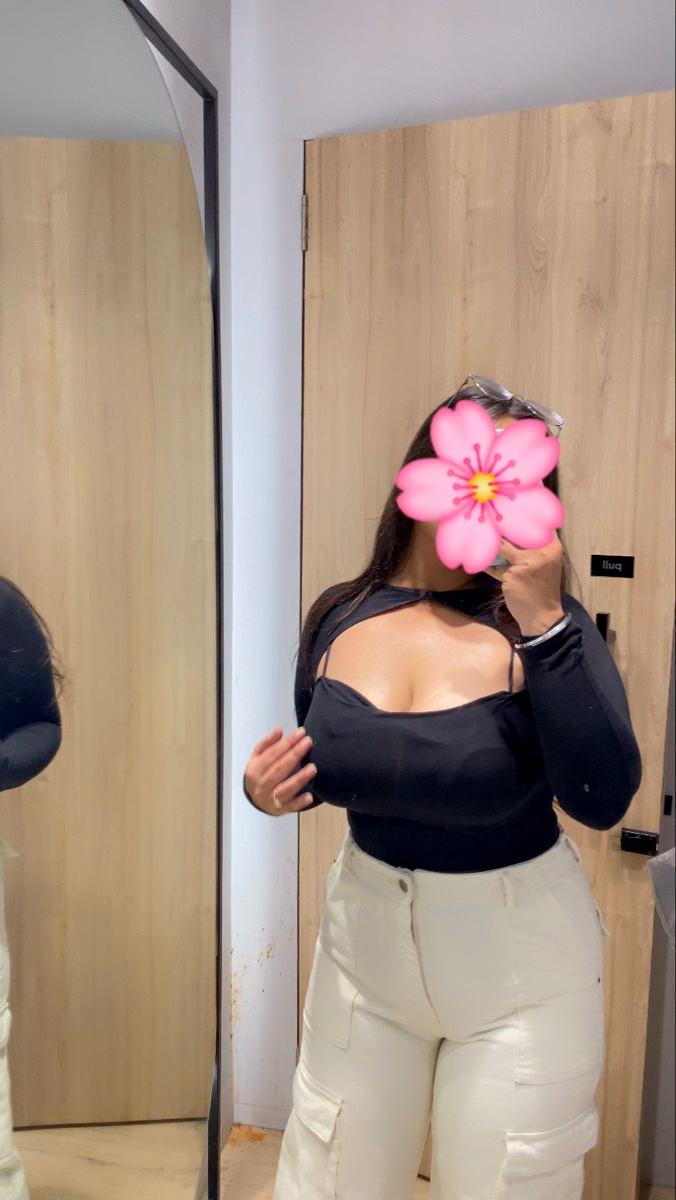 Image of Full Service Young Girl in 👉Wellawatte🤗 8,000/-(Tamil, English,Sinhala,ok)