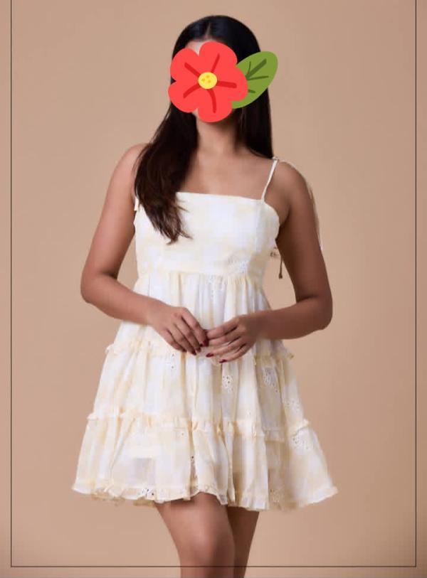 Image of 🌹ONE OURS ONE SHOT ❤✨️ 5000.00✨️ONE OURS TWO SHOT 6000.00🌹FULL NIGHT 25 000.00🌹මම තරු ඔබ වෙනුවෙන්මයි.👍🍌☝