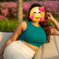 Image of Full services whit cam show listing image